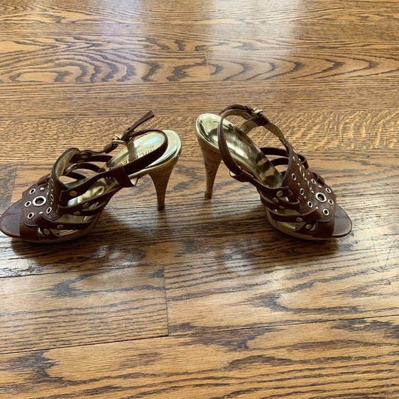 Michael Kors heeled sandals - Picture 1 of 4